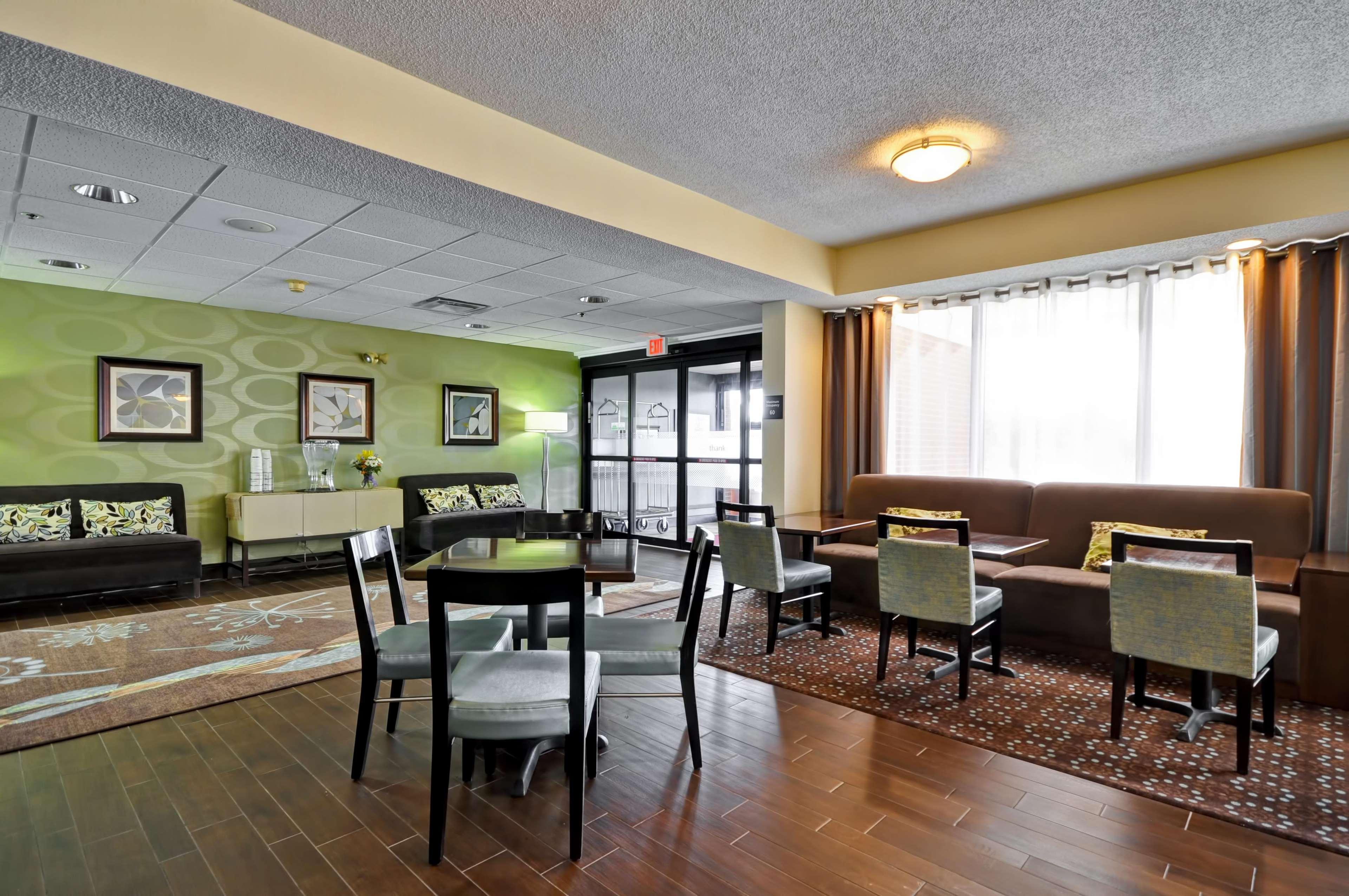 Hampton Inn Columbus/Дублін Екстер'єр фото
