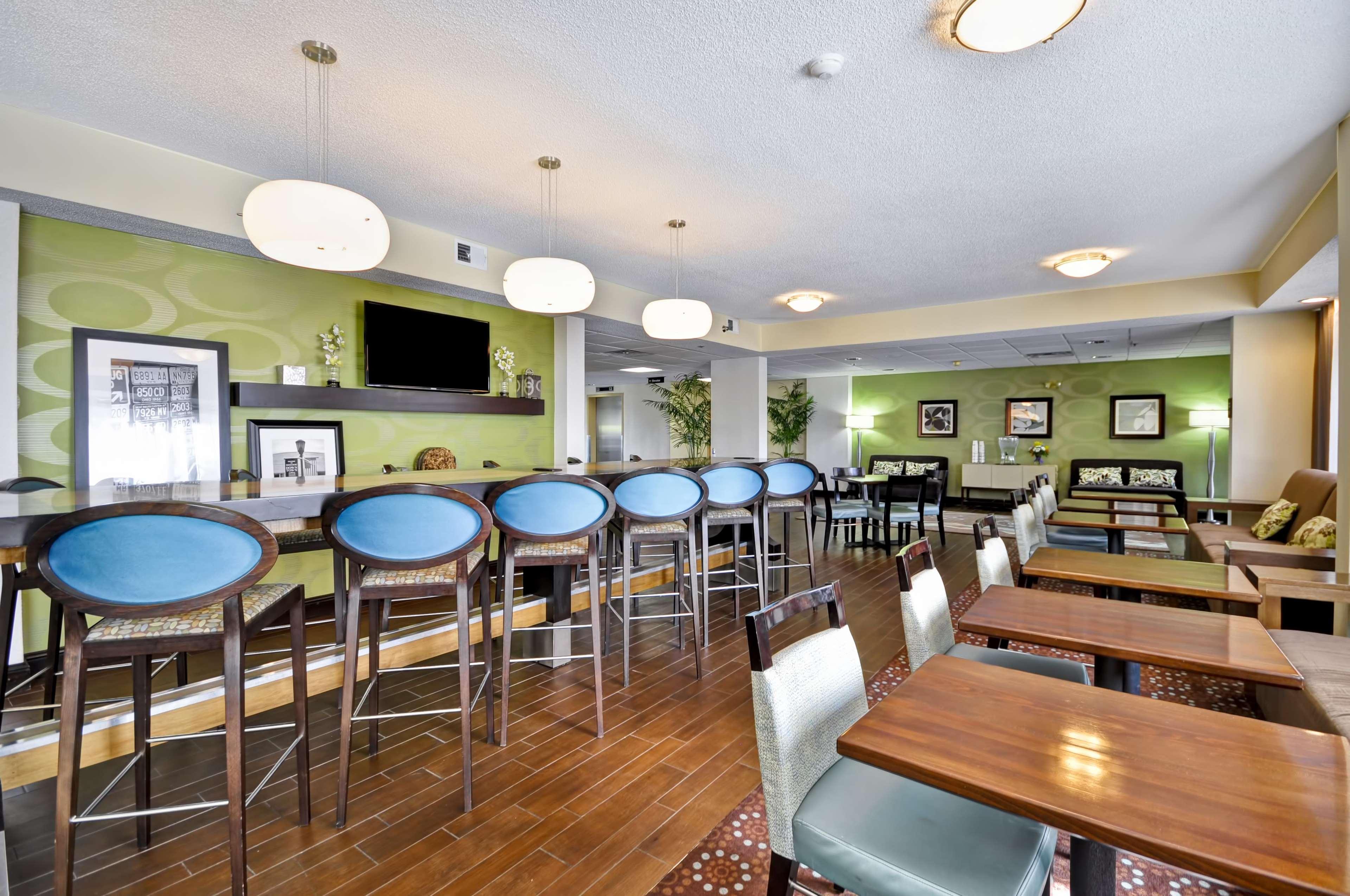 Hampton Inn Columbus/Дублін Екстер'єр фото