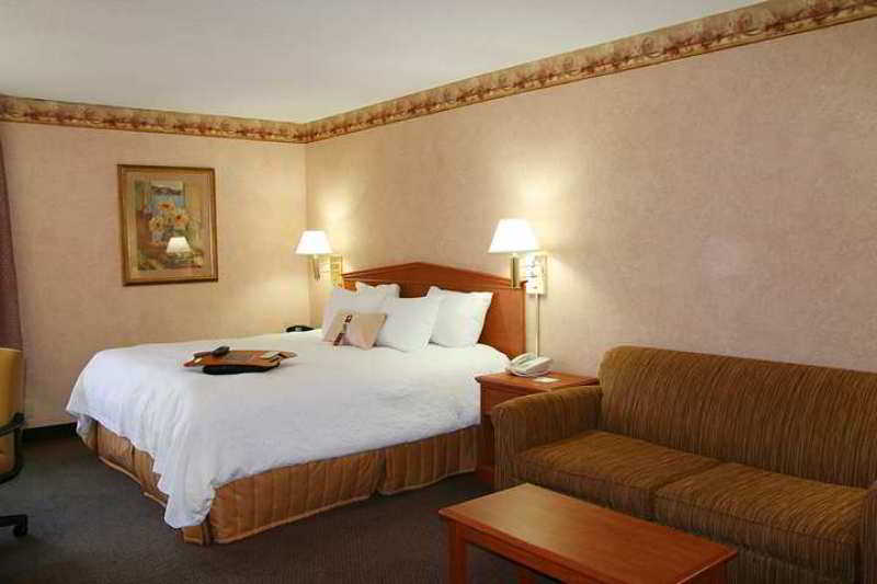 Hampton Inn Columbus/Дублін Номер фото
